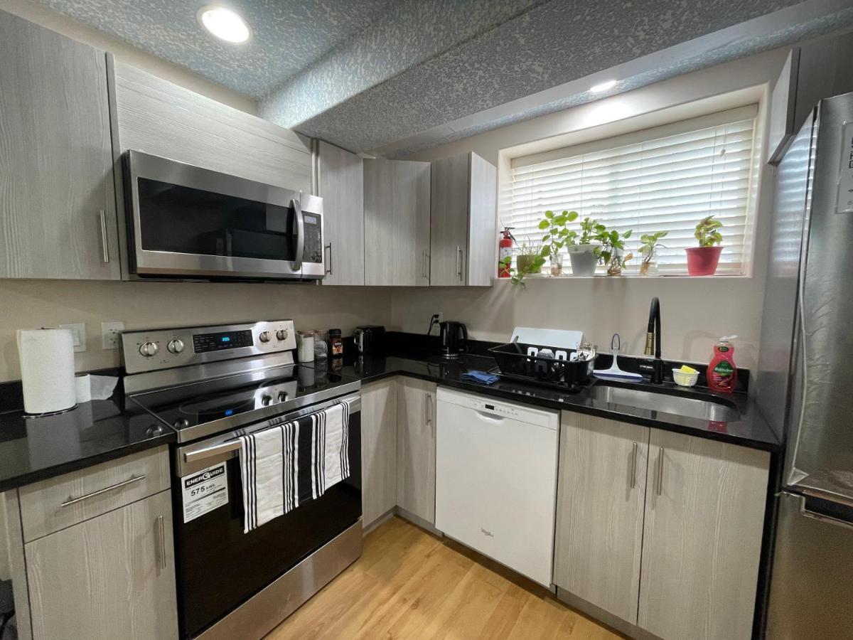 Super Luxury & Cozy Lower Level Apartment In Nw Calgary, Ab Close To Banff 外观 照片