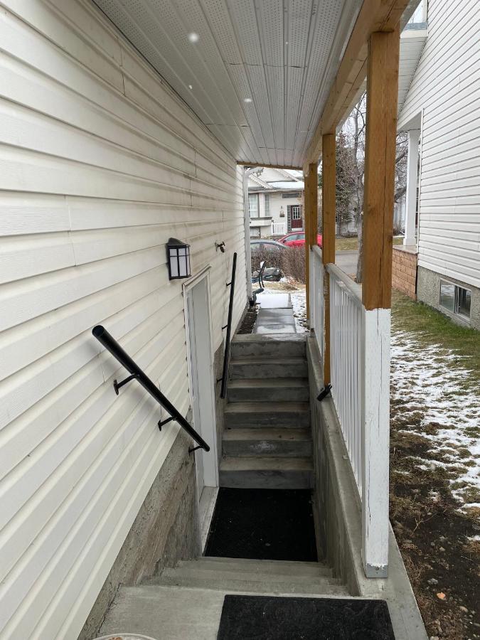 Super Luxury & Cozy Lower Level Apartment In Nw Calgary, Ab Close To Banff 外观 照片